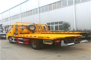 天长附近拖车救援搭电